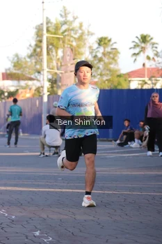Runner Photo 1537013