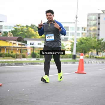 Runner Photo 1537067