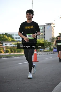 Runner Photo 1537131