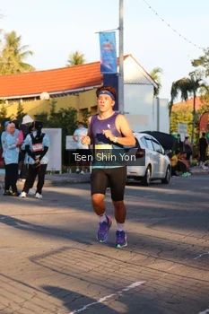 Runner Photo 1537145