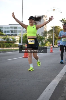 Runner Photo 1537236