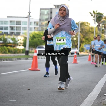 Runner Photo 1537241