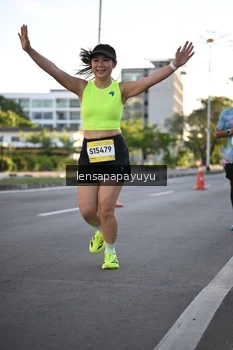 Runner Photo 1537246