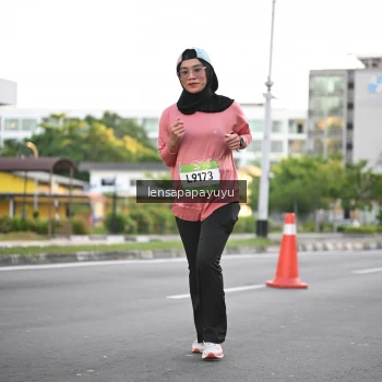 Runner Photo 1537353