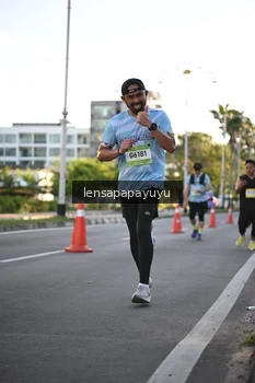 Runner Photo 1537361