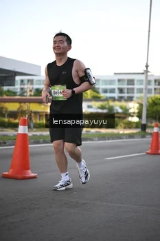 Runner Photo 1537386