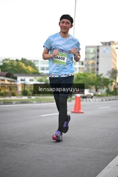 Runner Photo 1537388