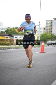 Runner Photo 1537410