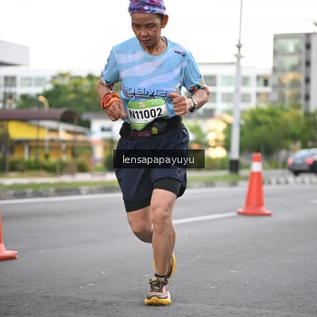 Runner Photo 1537415