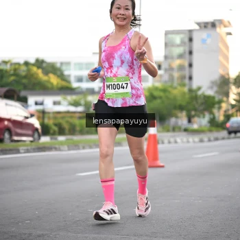 Runner Photo 1537421
