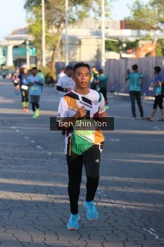 Runner Photo 1537496