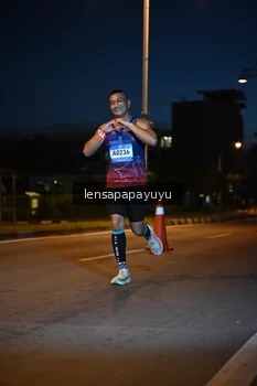 Runner Photo 1537556