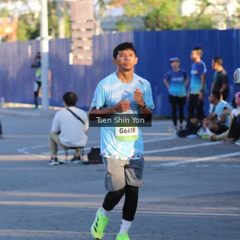 Runner Photo 1537578
