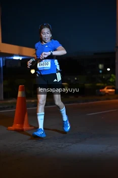 Runner Photo 1537592