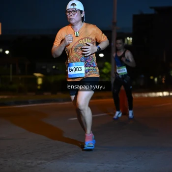 Runner Photo 1537622