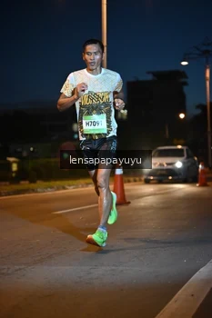 Runner Photo 1537630