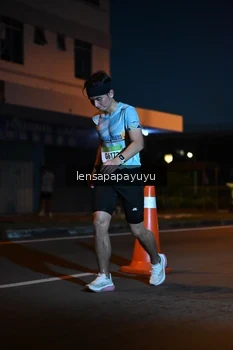 Runner Photo 1537676