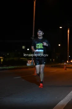 Runner Photo 1537682