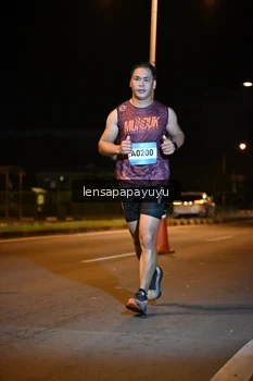 Runner Photo 1537696