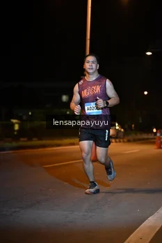 Runner Photo 1537702