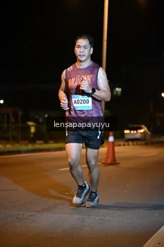 Runner Photo 1537705