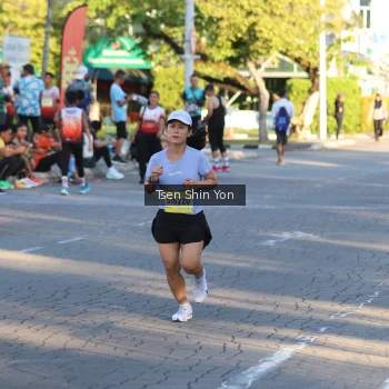 Runner Photo 1537715