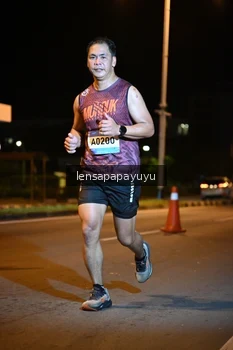 Runner Photo 1537720