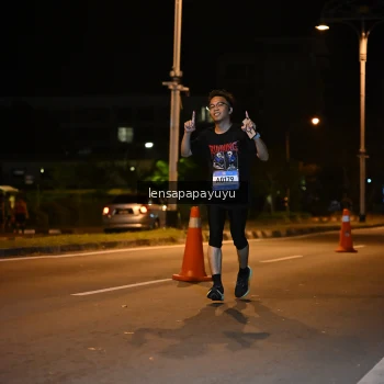 Runner Photo 1537734