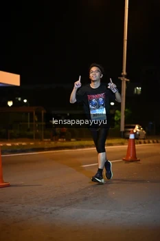 Runner Photo 1537739