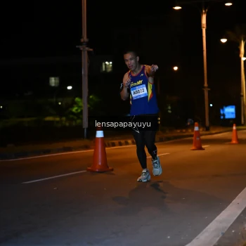Runner Photo 1537809