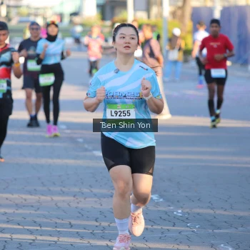 Runner Photo 1537821