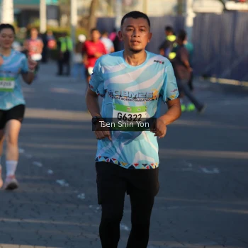 Runner Photo 1537862