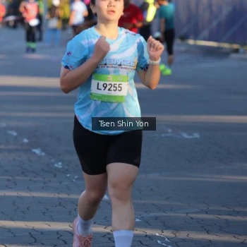 Runner Photo 1537864