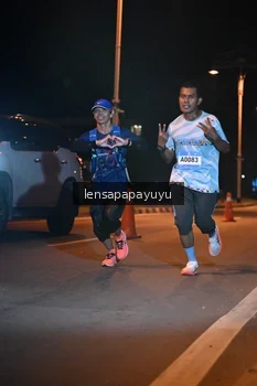 Runner Photo 1537875