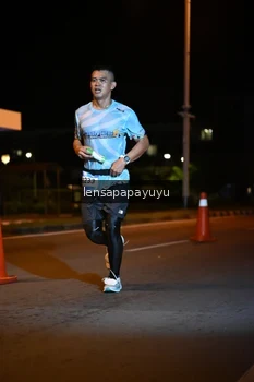 Runner Photo 1538302