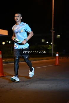 Runner Photo 1538305