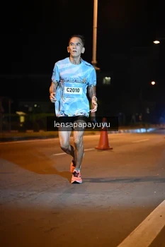 Runner Photo 1538336