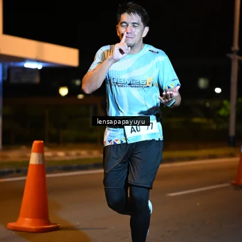 Runner Photo 1538485