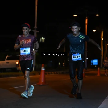 Runner Photo 1538498