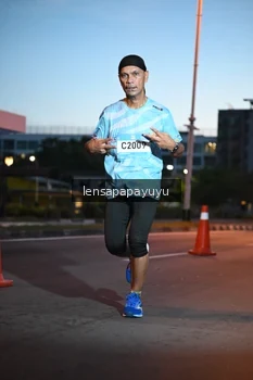 Runner Photo 1538973