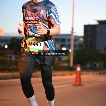 Runner Photo 1539253