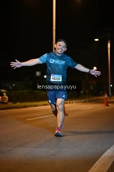 Runner Photo 1539403