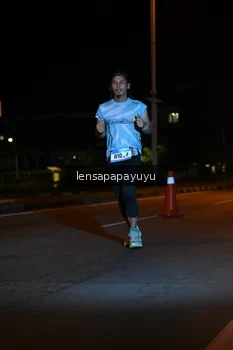 Runner Photo 1539836