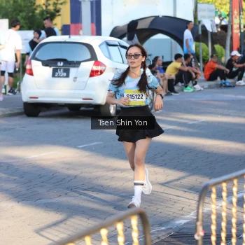 Runner Photo 1540155