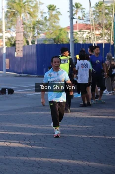 Runner Photo 1540193