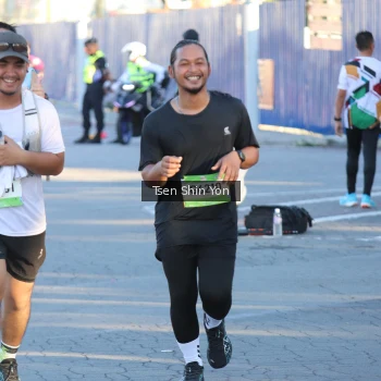 Runner Photo 1540419