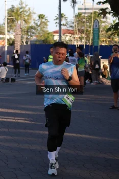 Runner Photo 1540460