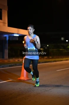 Runner Photo 1540667
