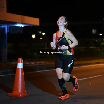 Runner Photo 1541202