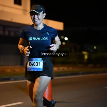Runner Photo 1541292